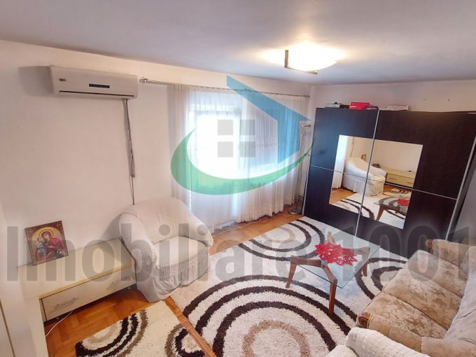 Apartament 3 camere, Oituz, central, zona URSUS, etaj superior