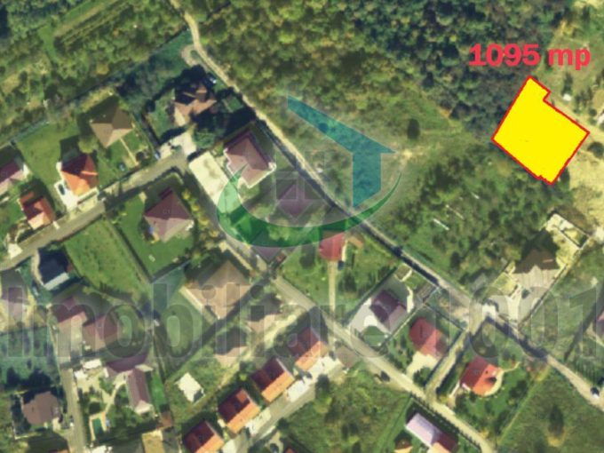 Teren intravilan, 1095 mp, zonă de case exclusivistă în dezvoltare, panoramă deosebită