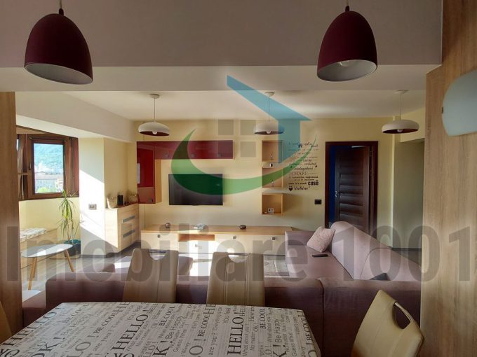 Apartament 4 camere, 100 mp, ultracentral, modern, mobilat, utilat, cu garaj
