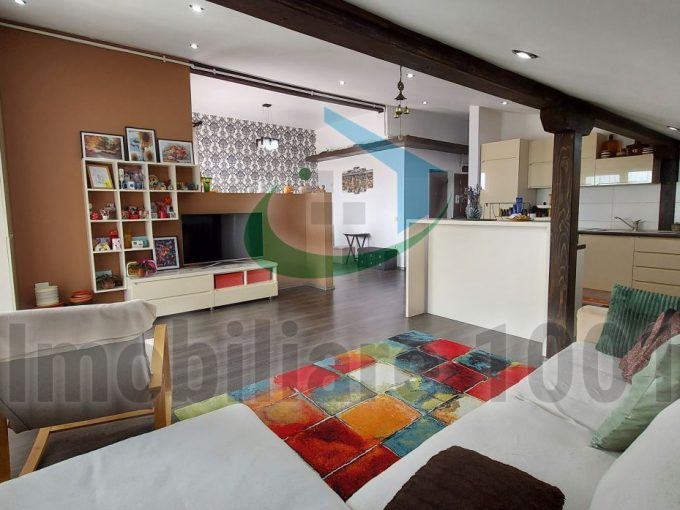 Apartament 3 camere, mansardă, cu boxă depozitare și loc parcare, proximitatea Parcului Regina Maria