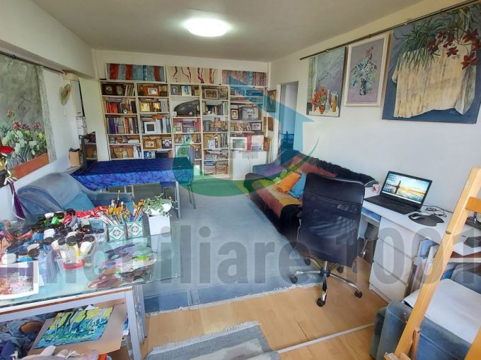 Apartament 3 camere, Bulevardul București, etaj 3, construcție BCA, zona DON PIO